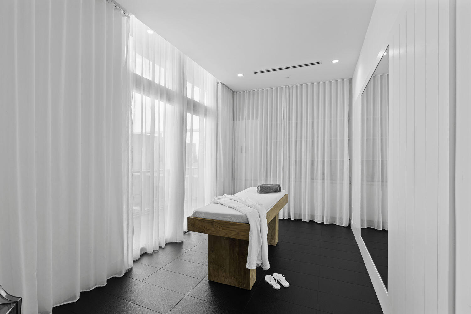 METROPICA NORTH TOWER ONE - Residential