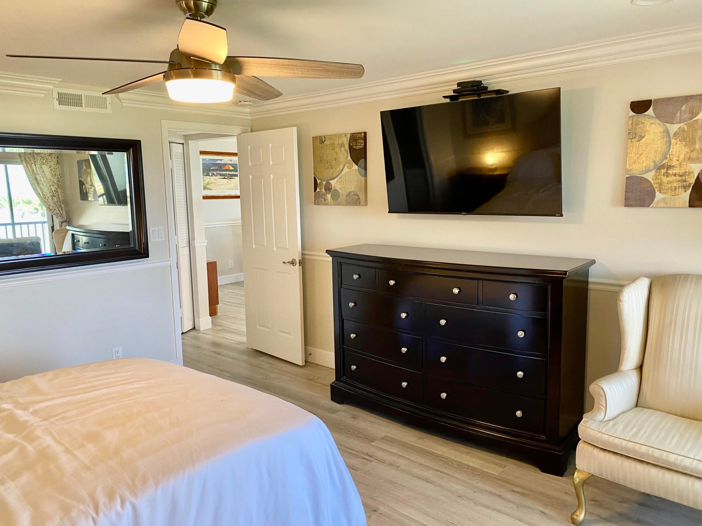 300 INTRACOASTAL Place 507