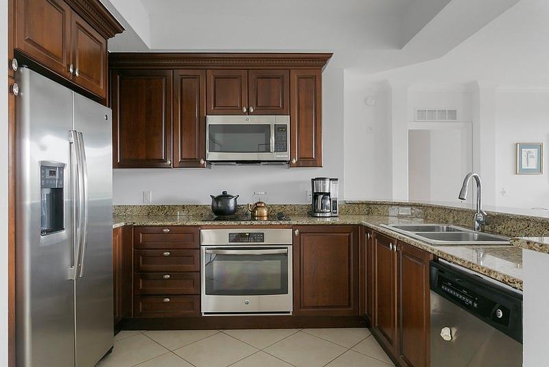 Vizcaya Lakes - Residential