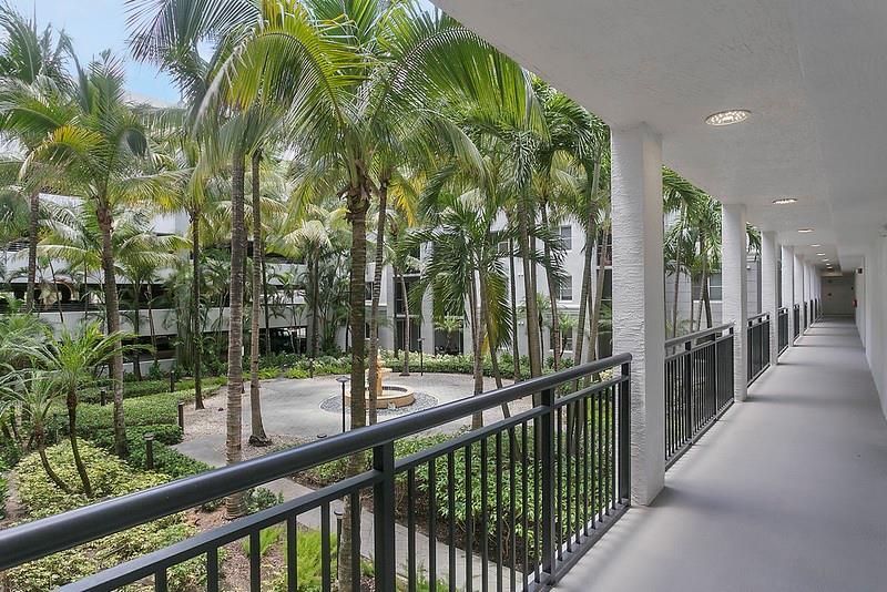 Vizcaya Lakes - Residential