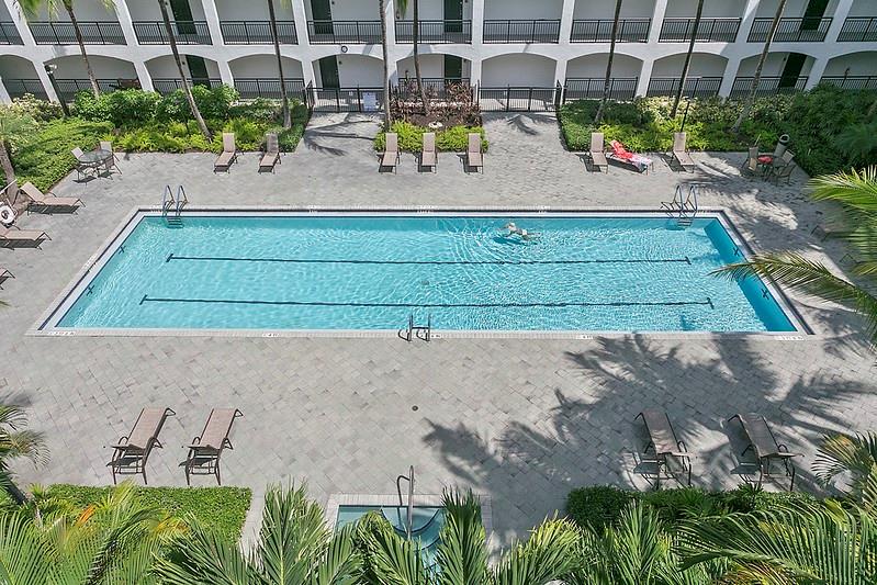 Vizcaya Lakes - Residential