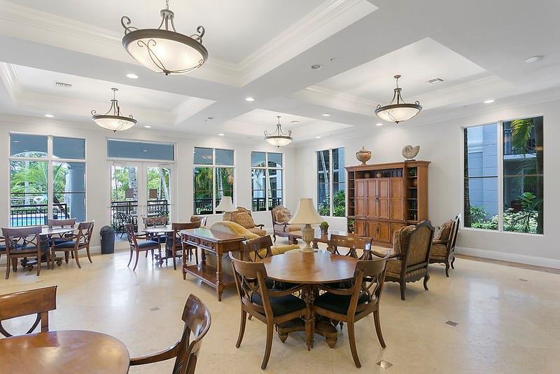 Vizcaya Lakes - Residential