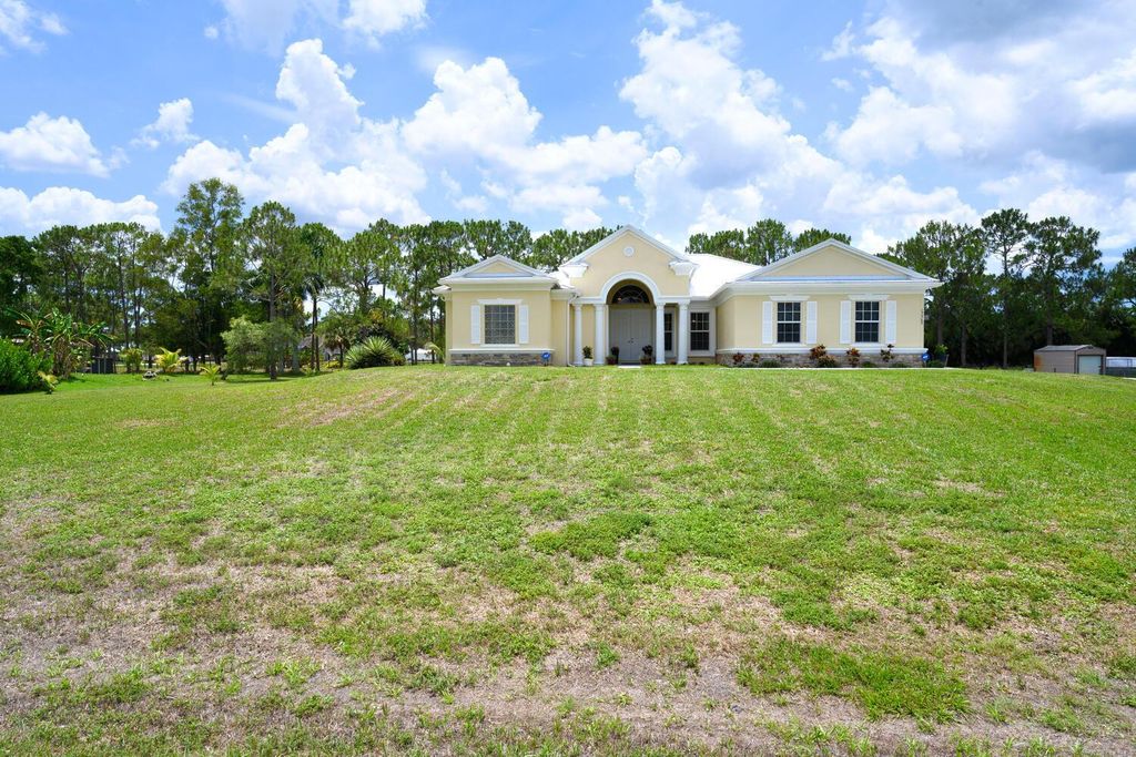 Photo of 17560 72nd Road N, The Acreage, FL 33470 (MLS # R11095601)