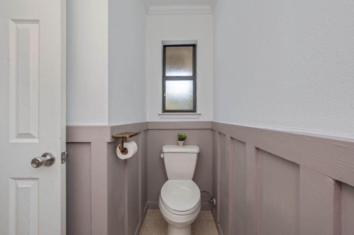 VALPARAISO PINECREST #5 - Residential