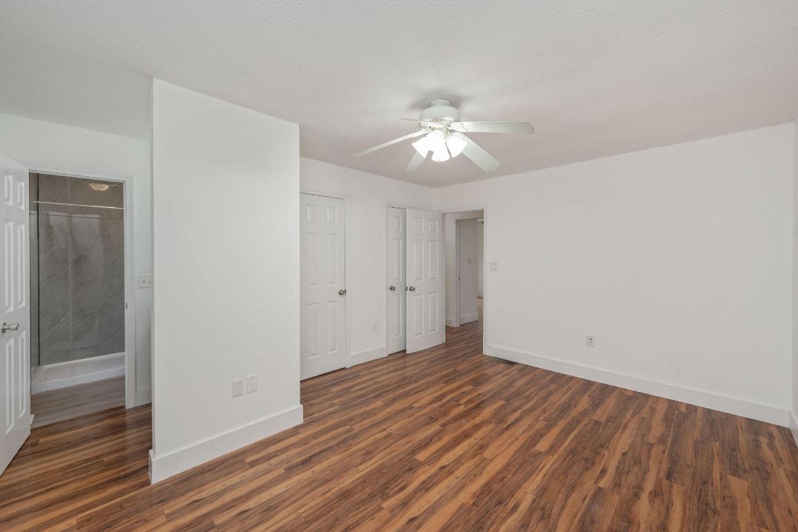 VALPARAISO PINECREST #5 - Residential