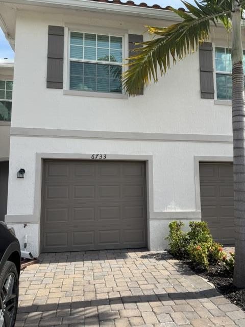 LAKEWOOD COVE - Residential Lease