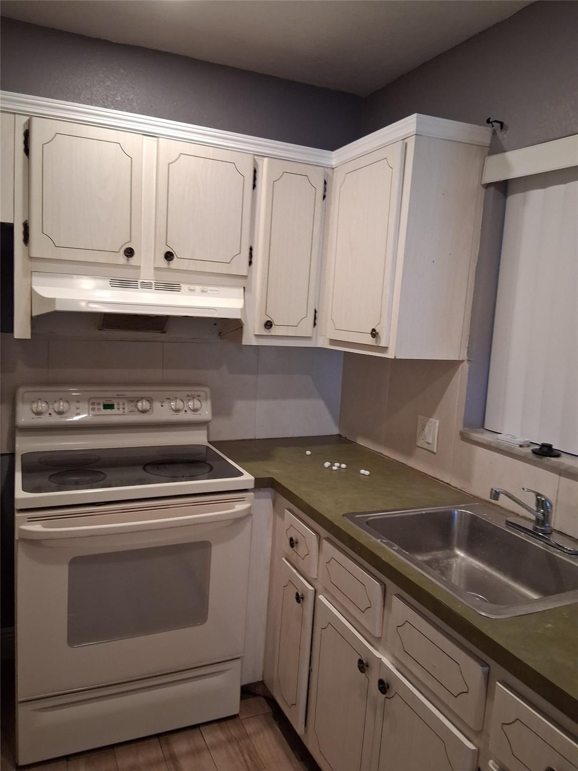 Park South Three Inc Cond - Residential Lease