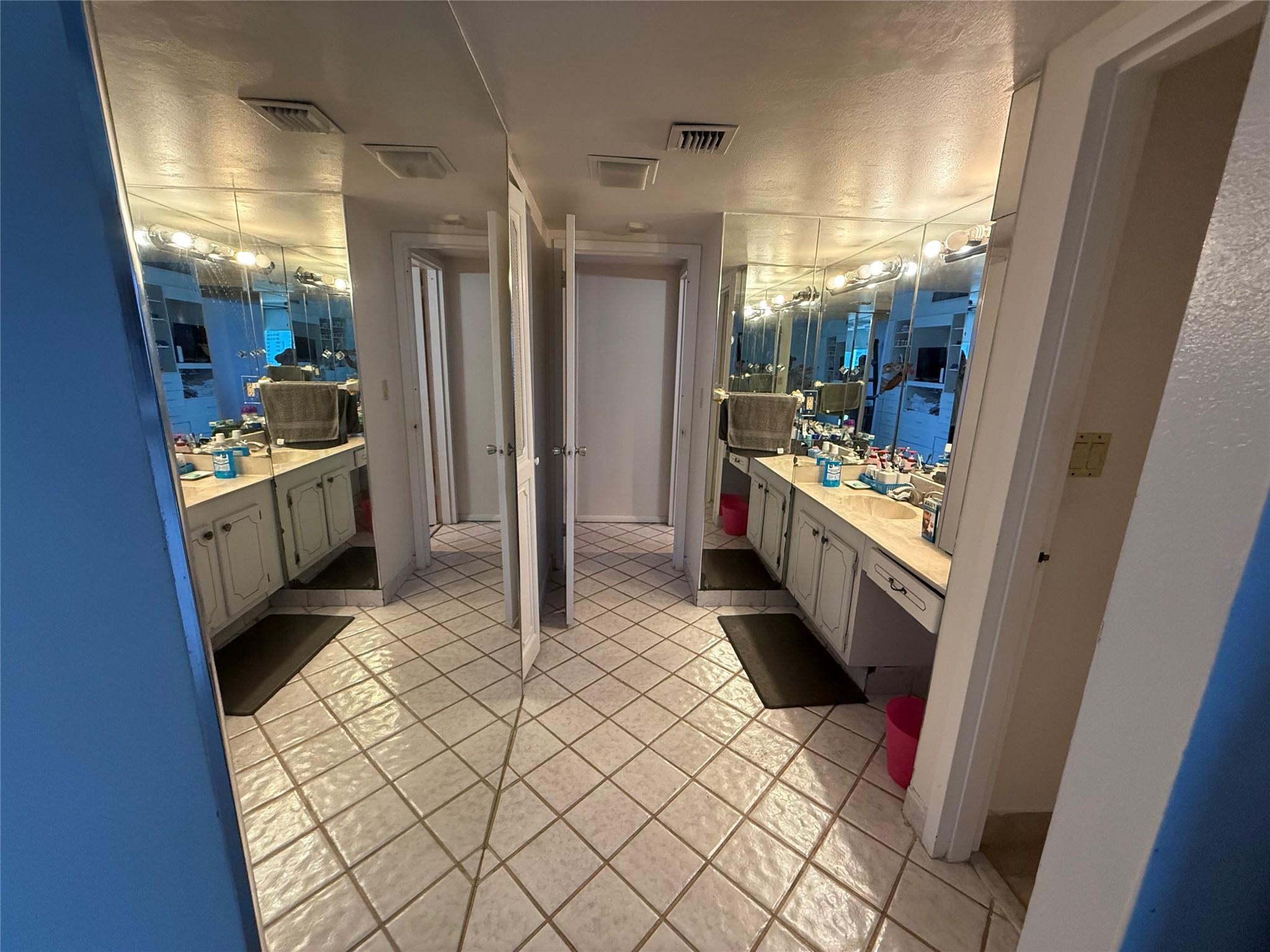 Bonavista Condo - Residential