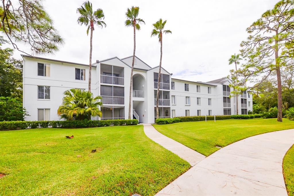 Photo of 2502 SE Anchorage Cove #B-2, Port Saint Lucie, FL 34952 (MLS # R10736544)