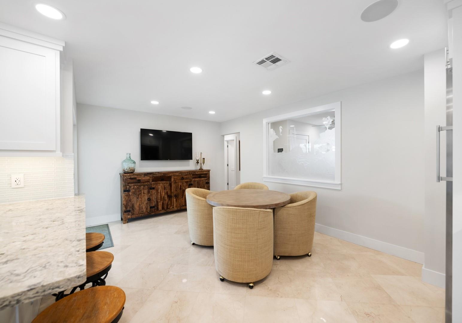 LANDINGS - Residential