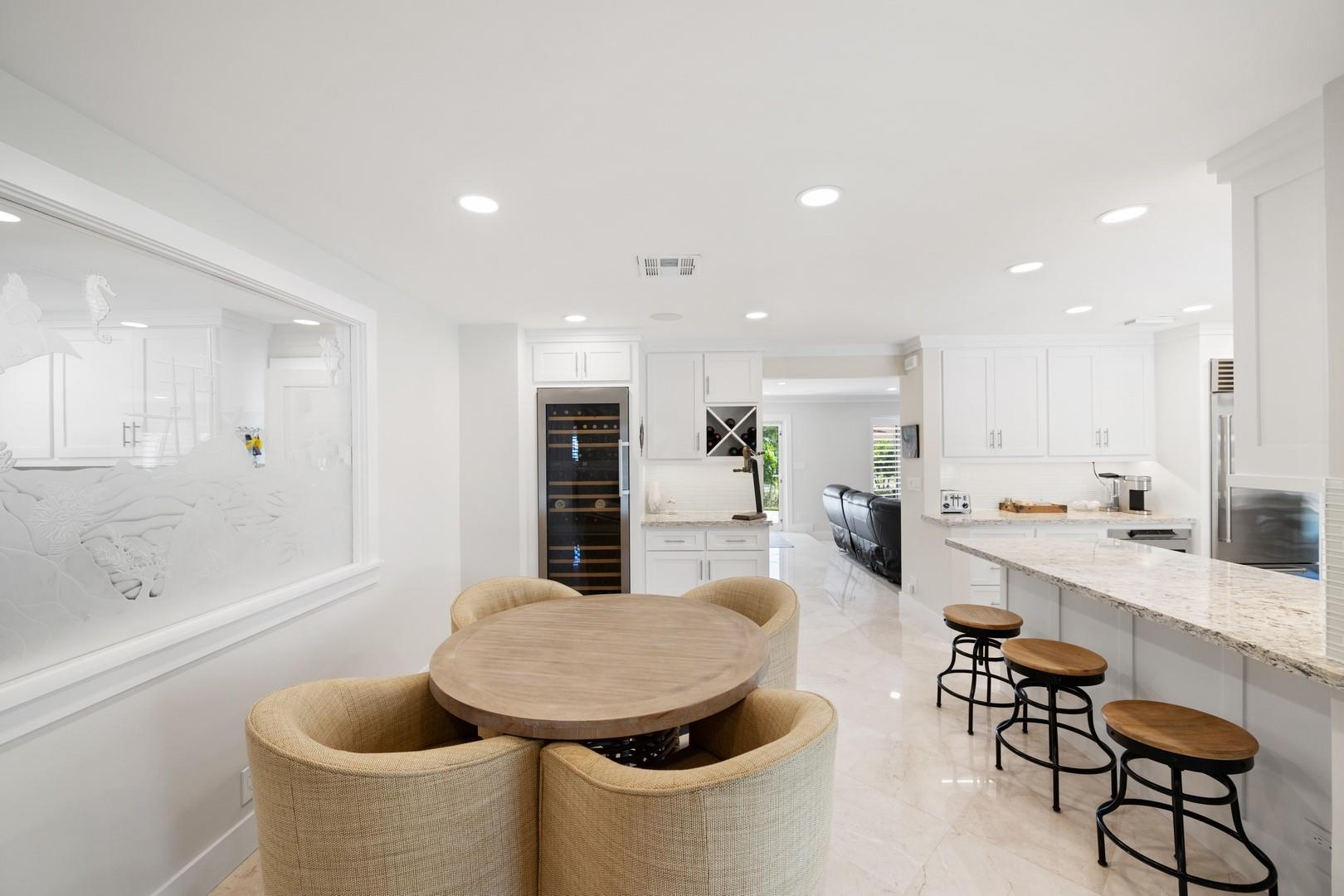 LANDINGS - Residential