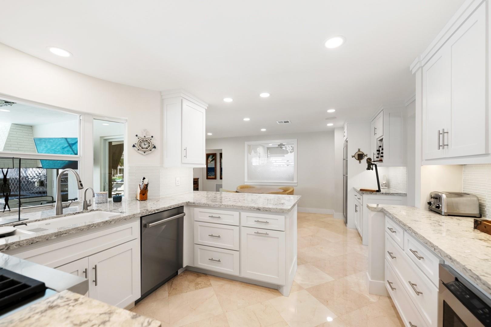 LANDINGS - Residential