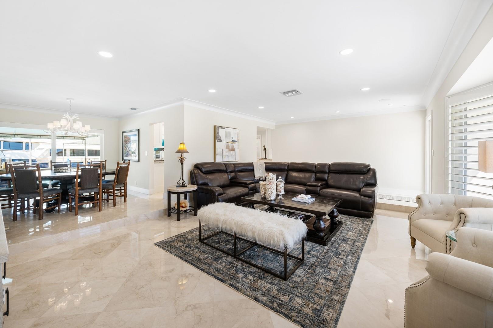 LANDINGS - Residential