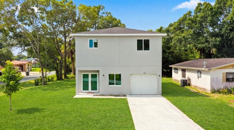Photo of 4701 Evergreen Avenue, Fort Pierce, FL 34945 (MLS # B26059622)