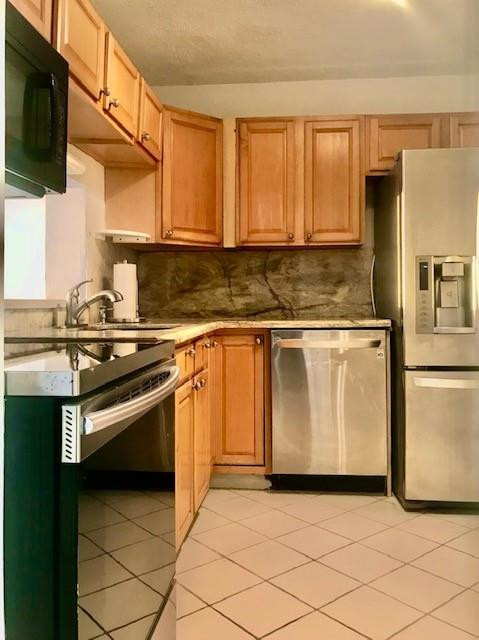 WATERFORD POINT - Residential