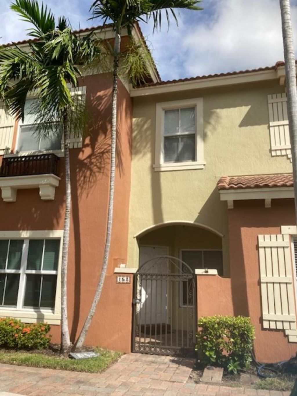 Photo of 153 Lake Monterey Circle, Boynton Beach, FL 33426 (MLS # R10925816)