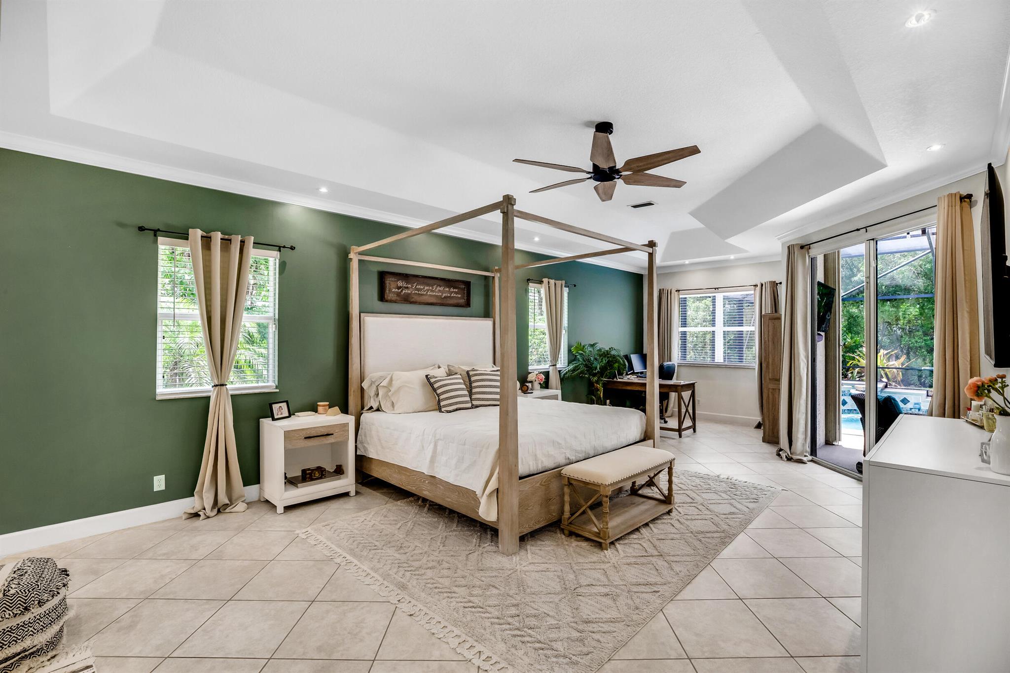 SAWGRASS LAKES PHASE 4 - Residential