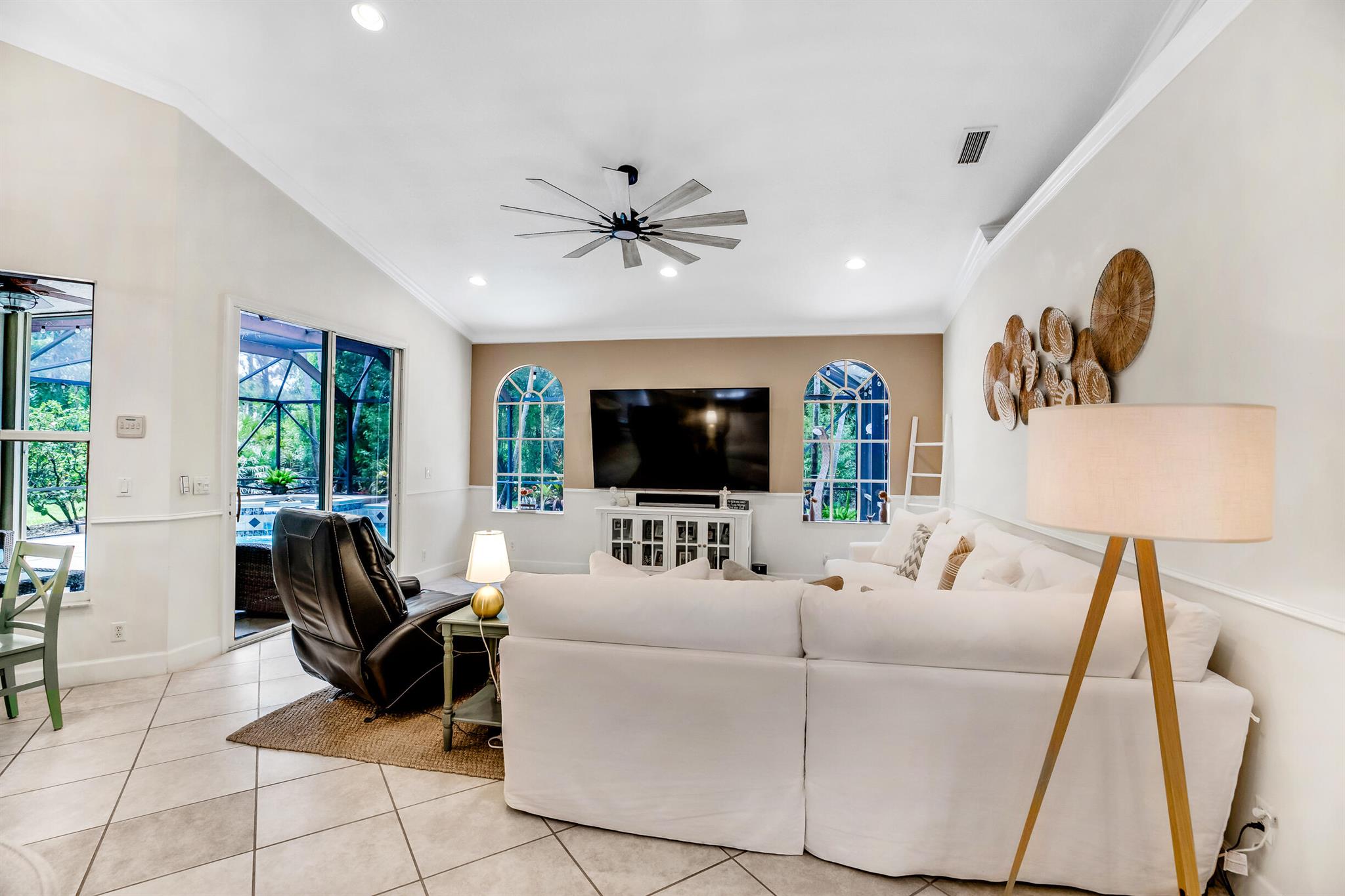 SAWGRASS LAKES PHASE 4 - Residential