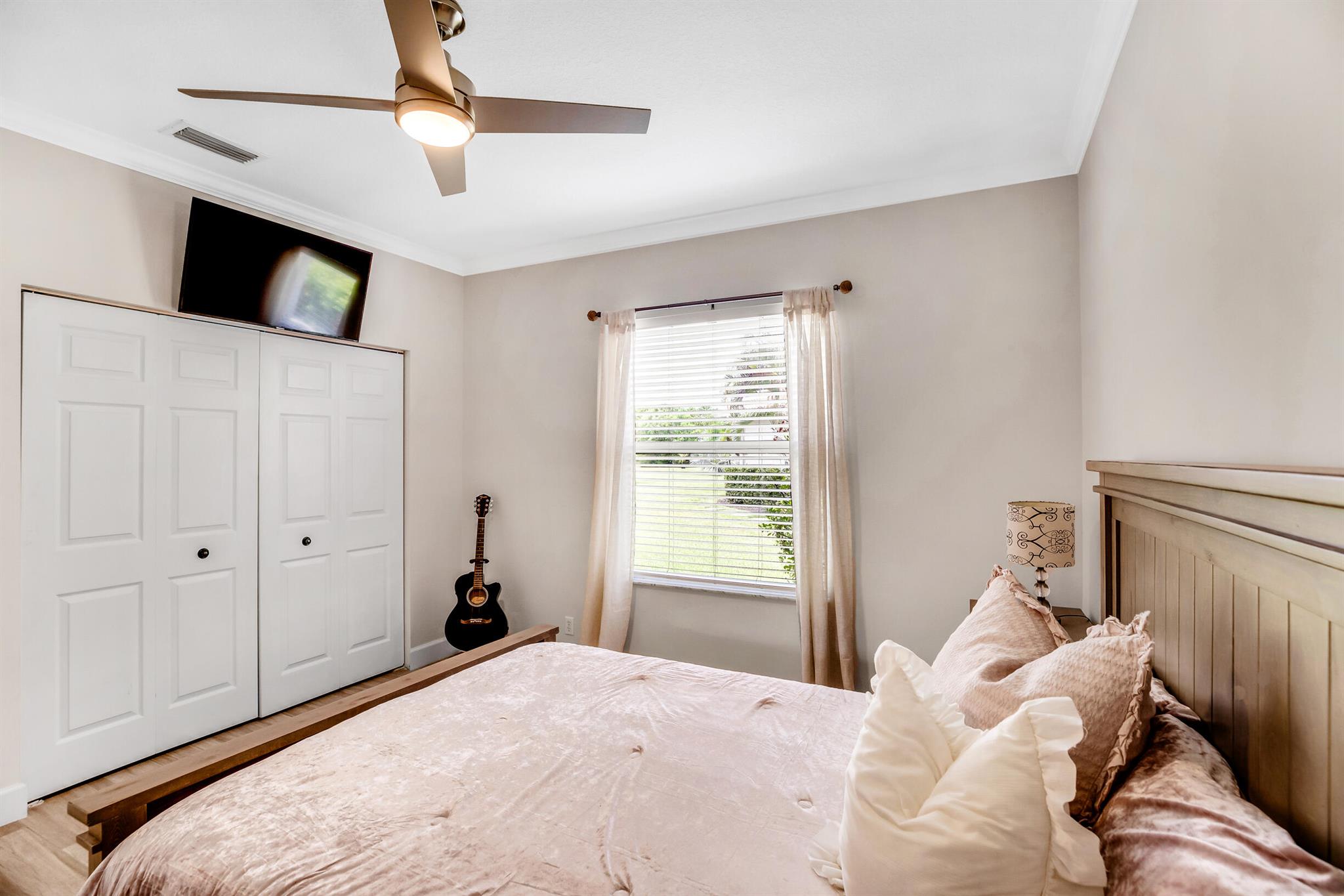 SAWGRASS LAKES PHASE 4 - Residential