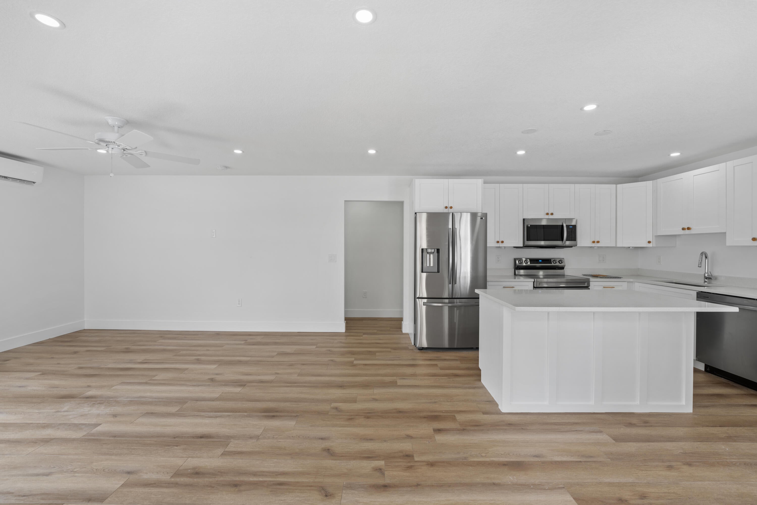 1279 Beach Road 2