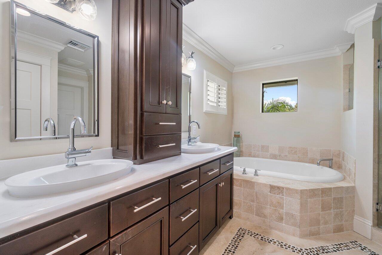 TOMKUS - Residential