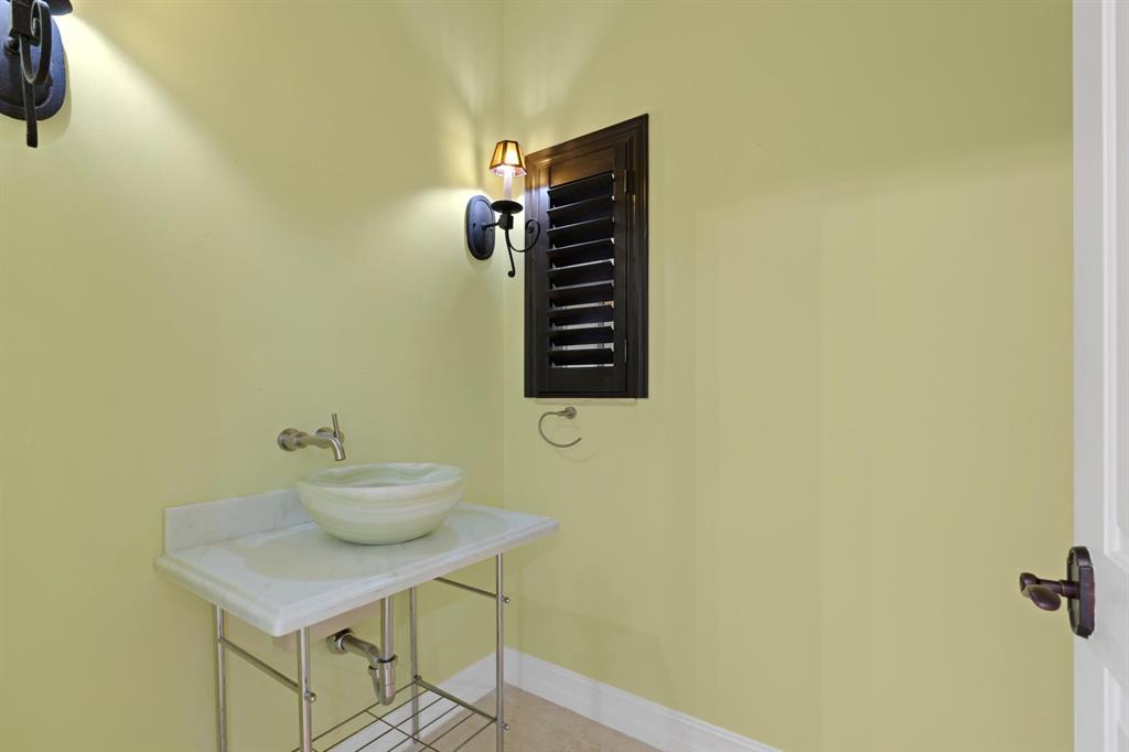 EL CID IN - Residential