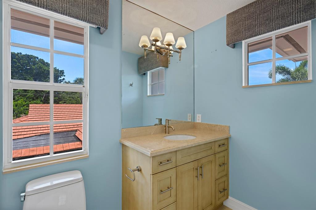 EL CID IN - Residential