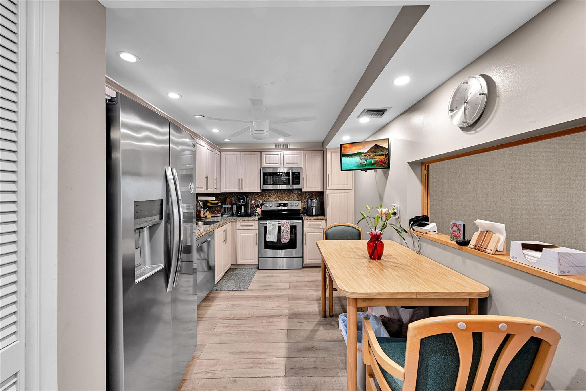 PALM AIRE COUNTRY CLUB - Residential