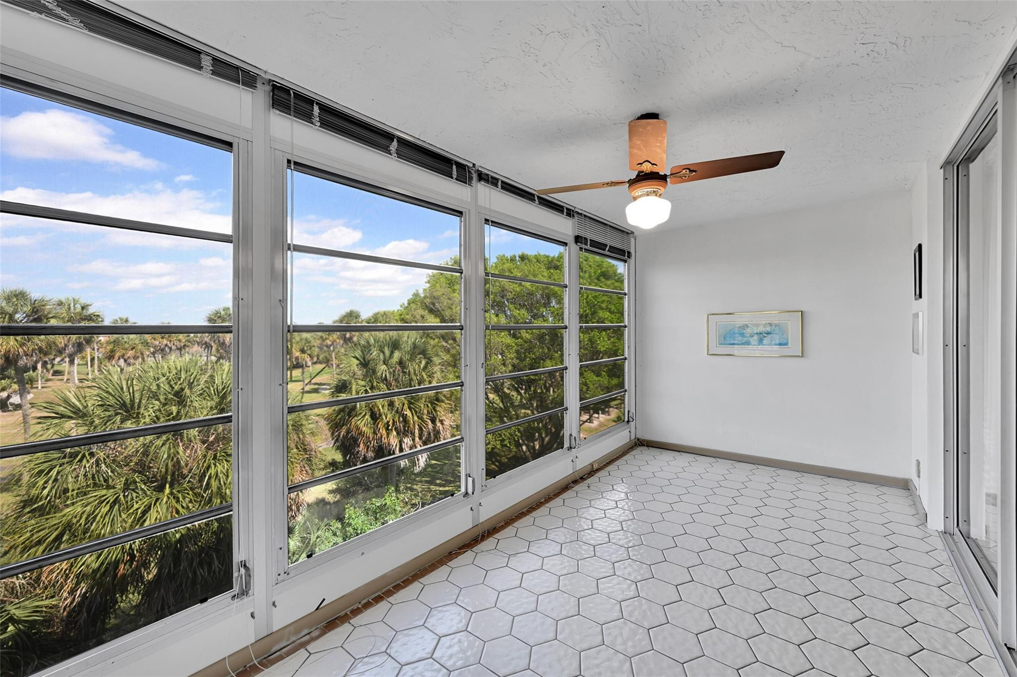 PALM AIRE COUNTRY CLUB - Residential