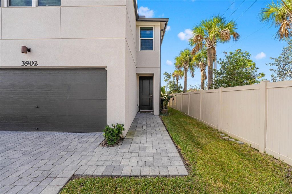 Photo of 3902 SE Caladium Court, Stuart, FL 34997 (MLS # R10951913)
