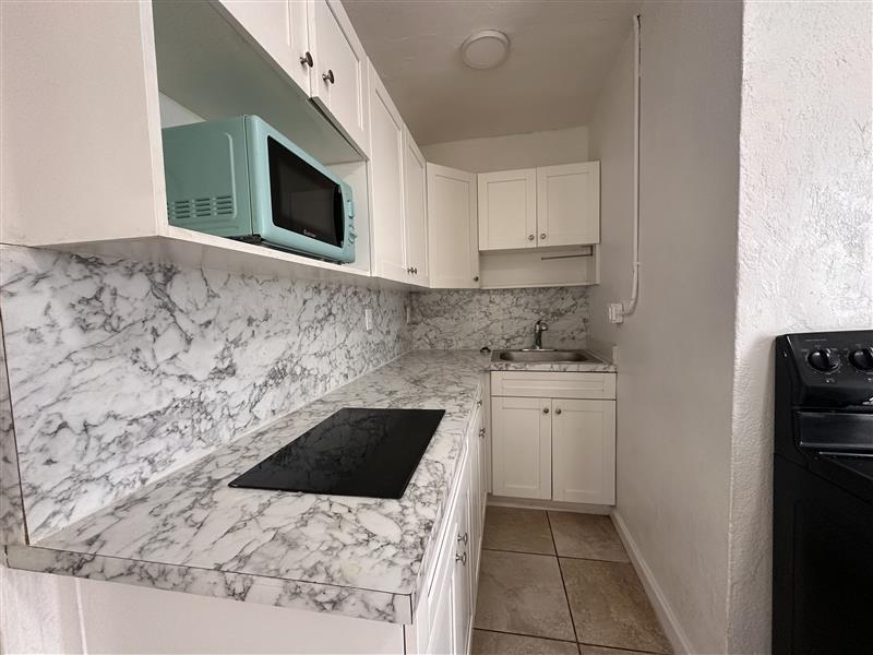 COLLEGE TRACT - Residential Income