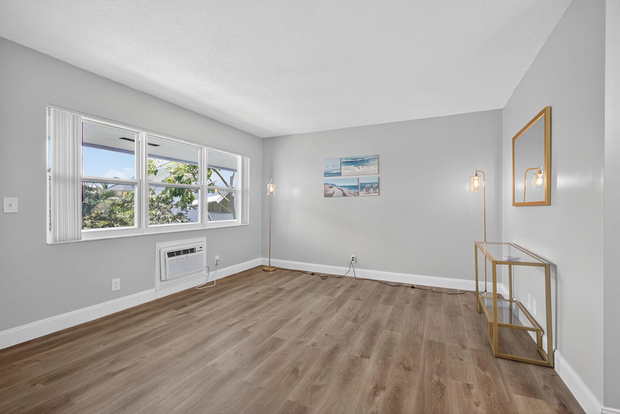 19 Norwich A, West Palm Beach, FL, 33417/$84,500 4 19 Norwich A