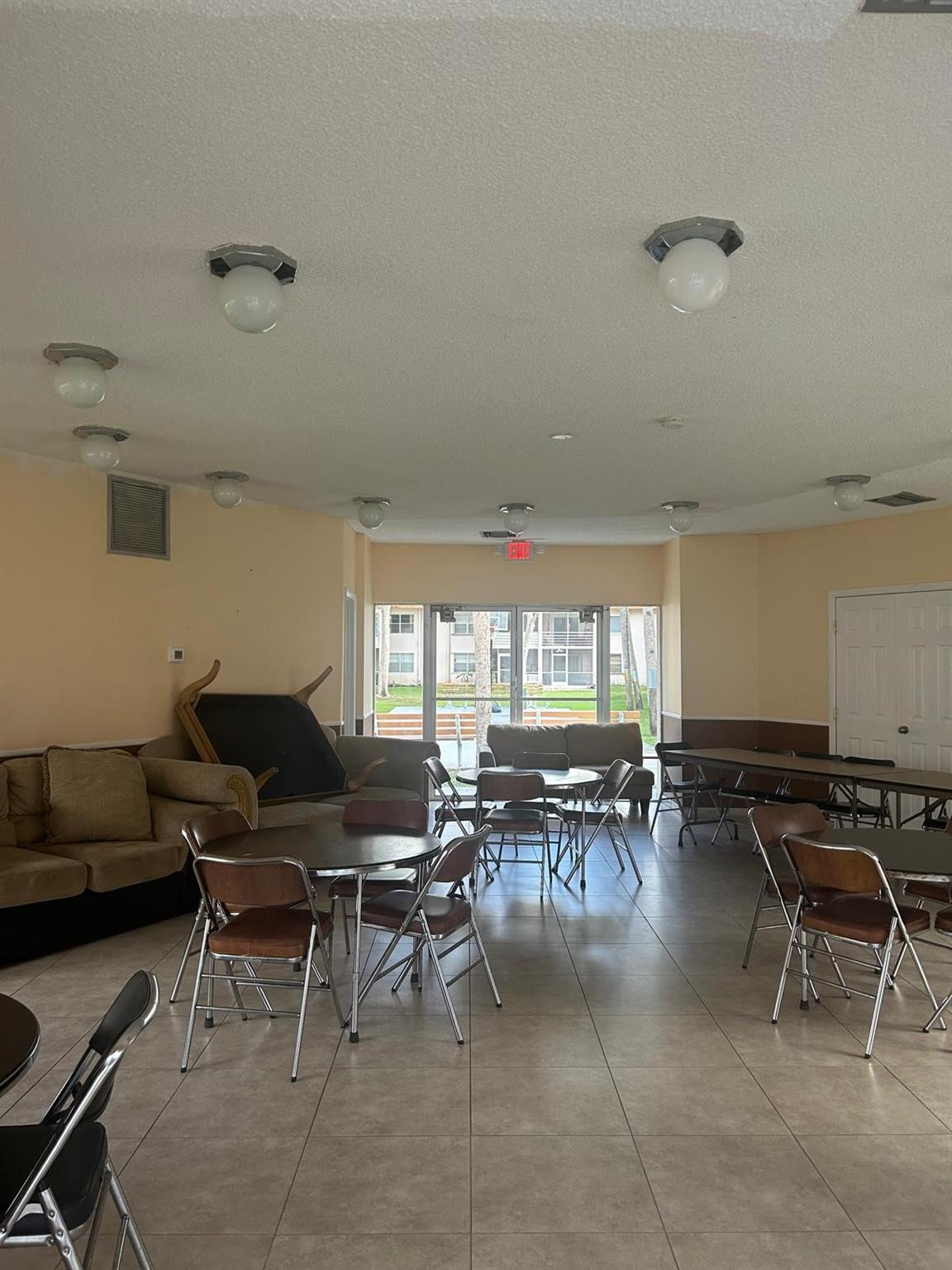 COUNTRYSIDE CONDO - Residential