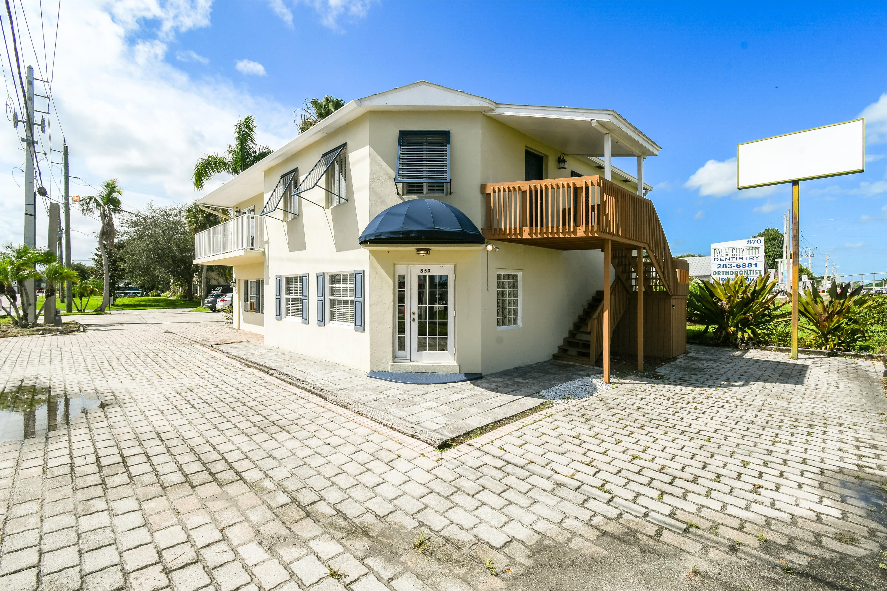 850 SW MARTIN DOWNS Boulevard