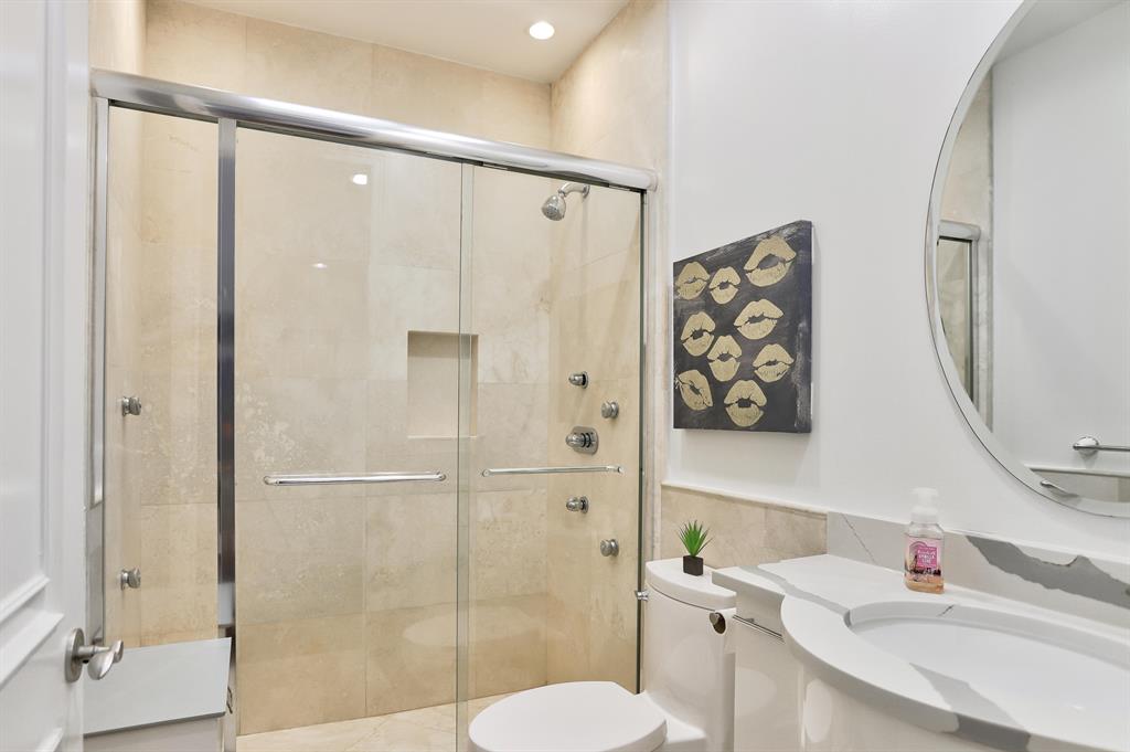 TROPIC ISLE 4TH SEC - Residential