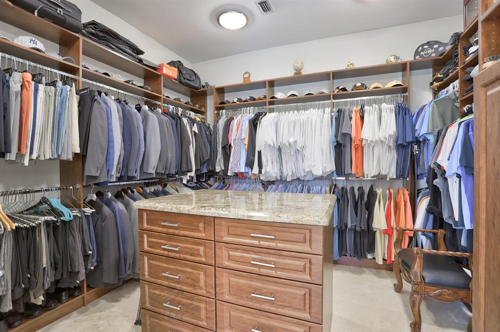 TROPIC ISLE 4TH SEC - Residential