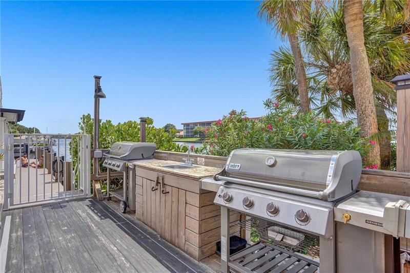 HILLSBORO ISLAND HOUSE CONDO - Residential