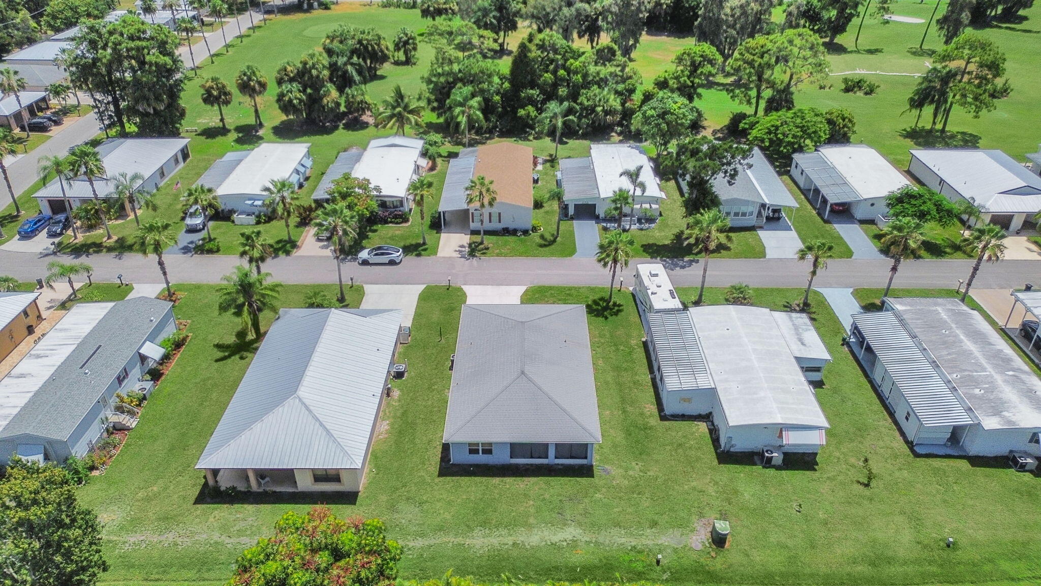 SPANISH LAKES ONE LEASEHOLD ESTATES - Residential