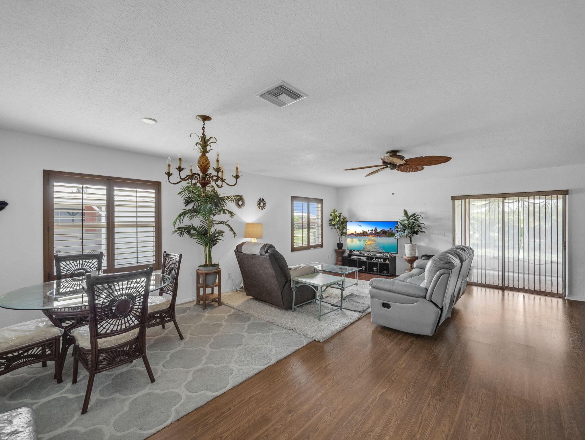 SPANISH LAKES ONE LEASEHO - Residential