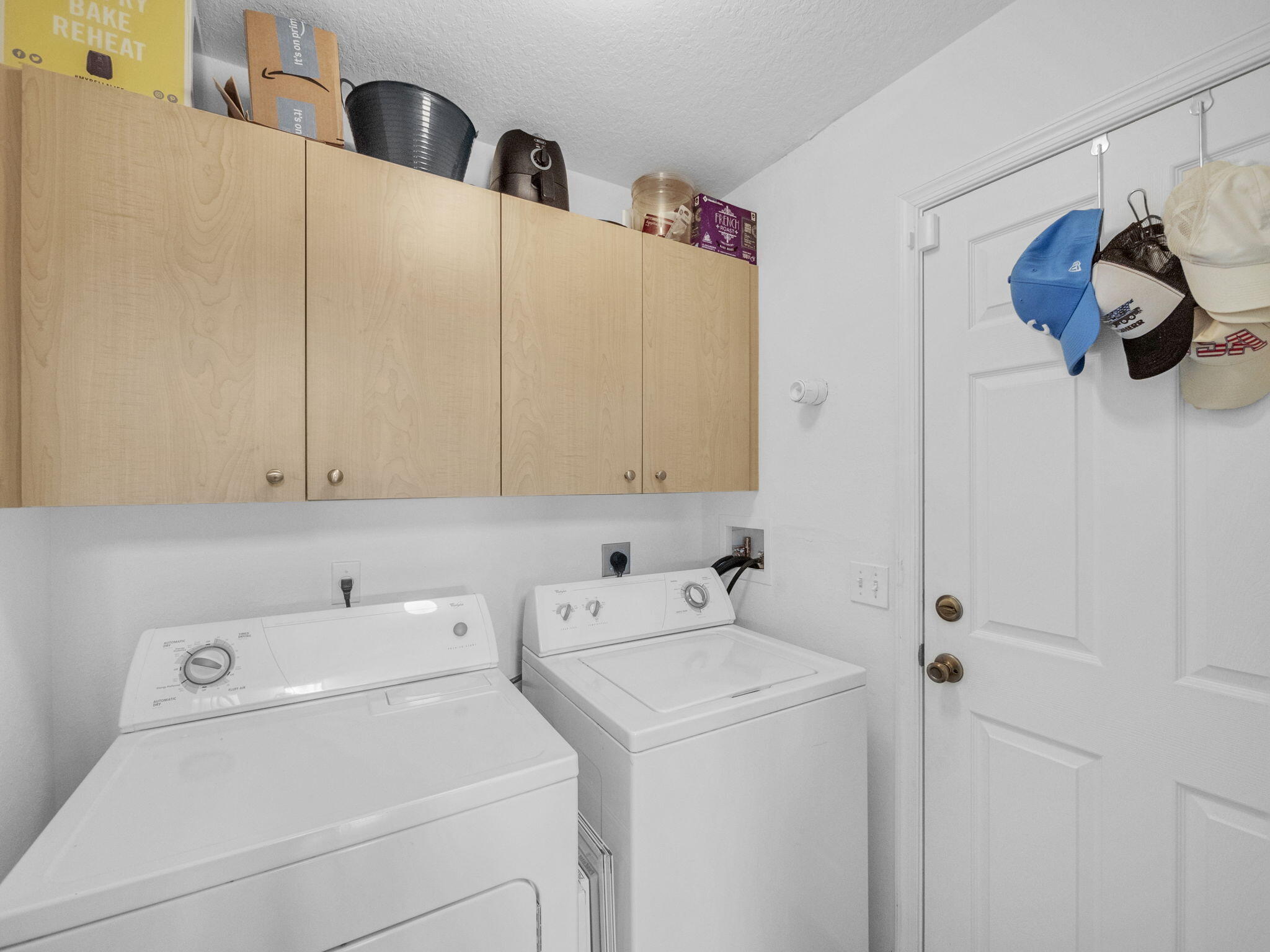 SPANISH LAKES ONE LEASEHOLD ESTATES - Residential