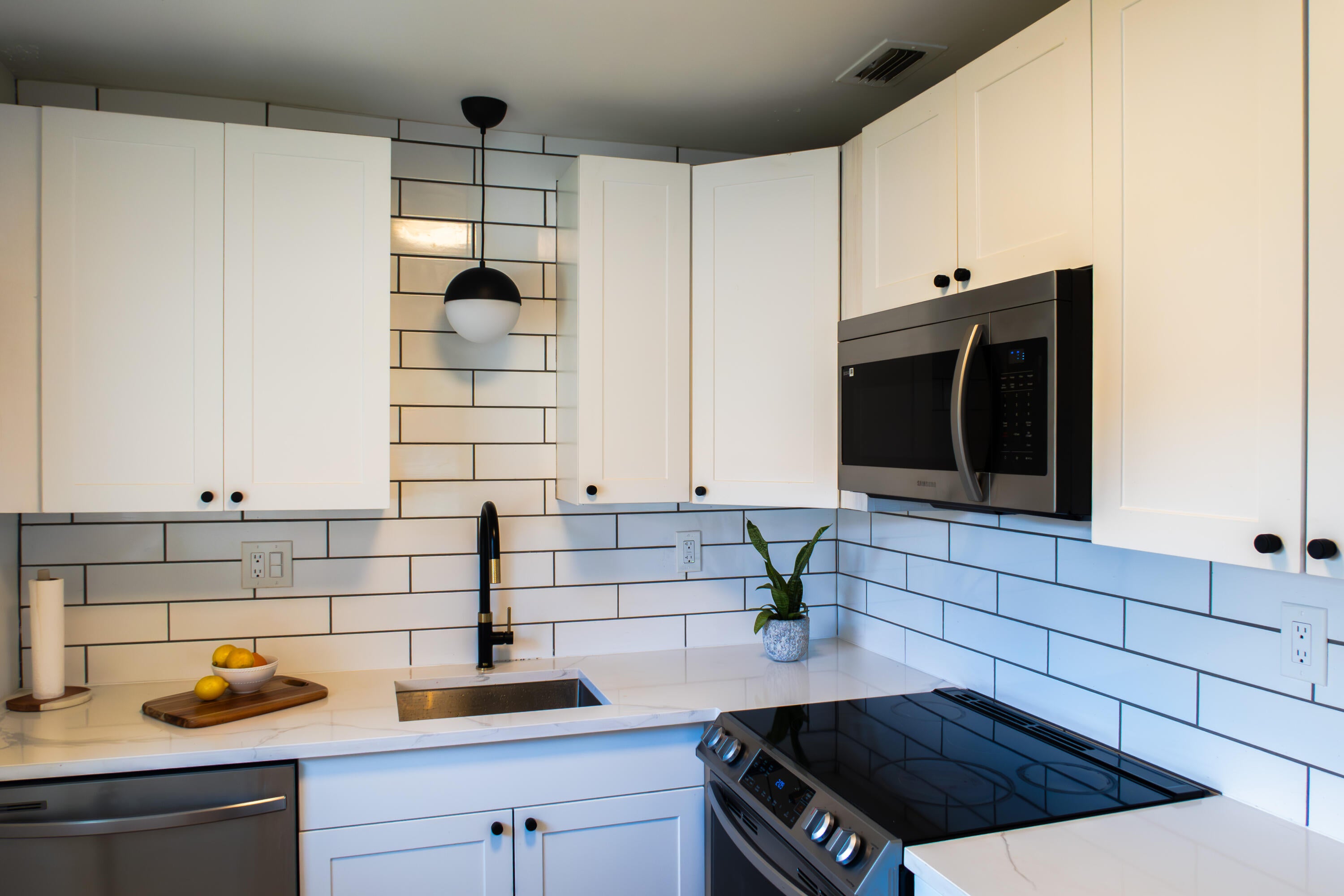 1225 NW 21st Street 2-210