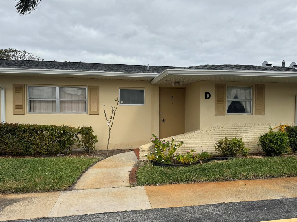 Photo of 2581 Barkley Drive W #Apt D, West Palm Beach, FL 33415 (MLS # R10958660)