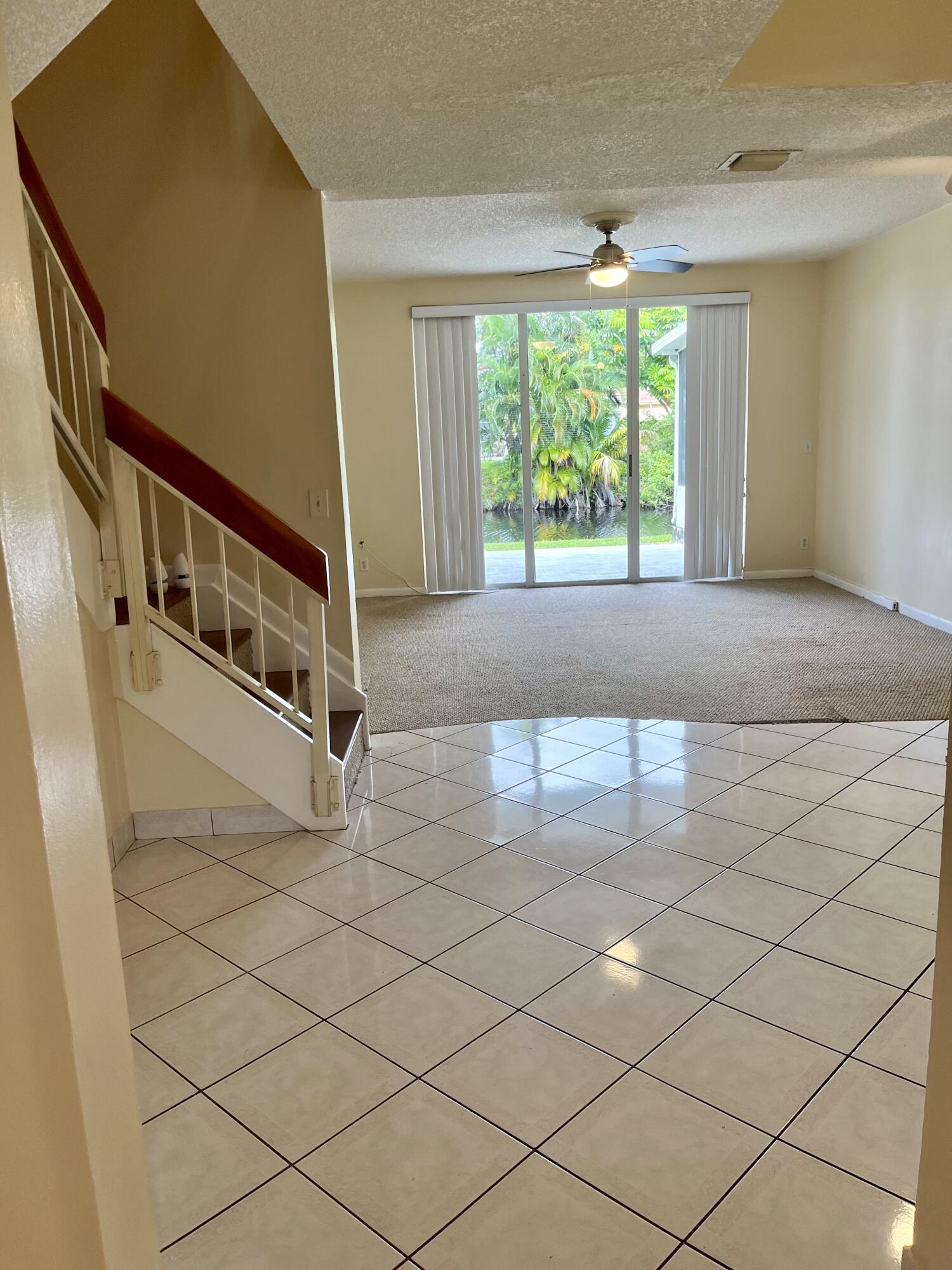 CROSS CREEK TOWNHOMES PLAT - Residential