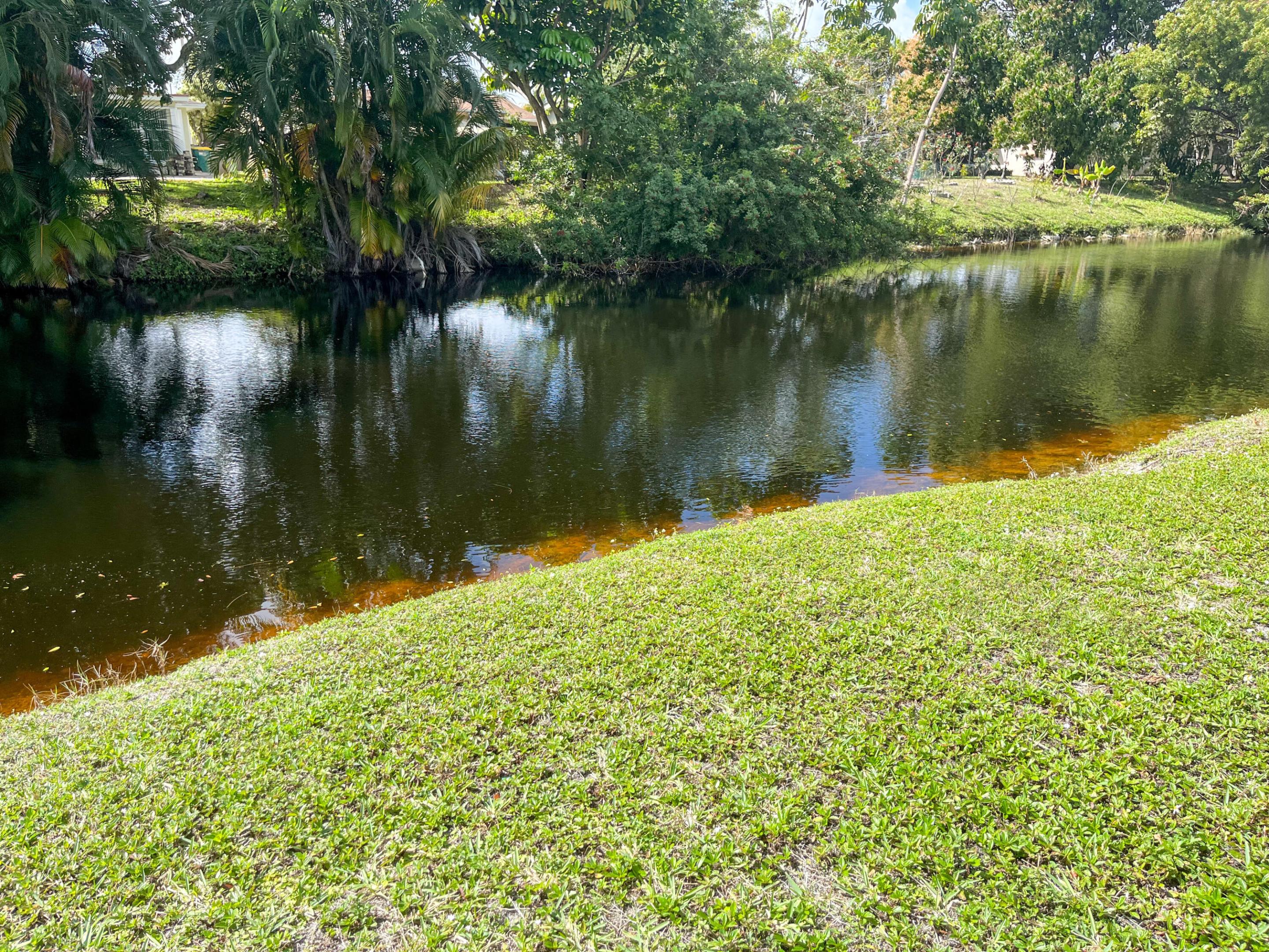 CROSS CREEK TOWNHOMES PLAT - Residential