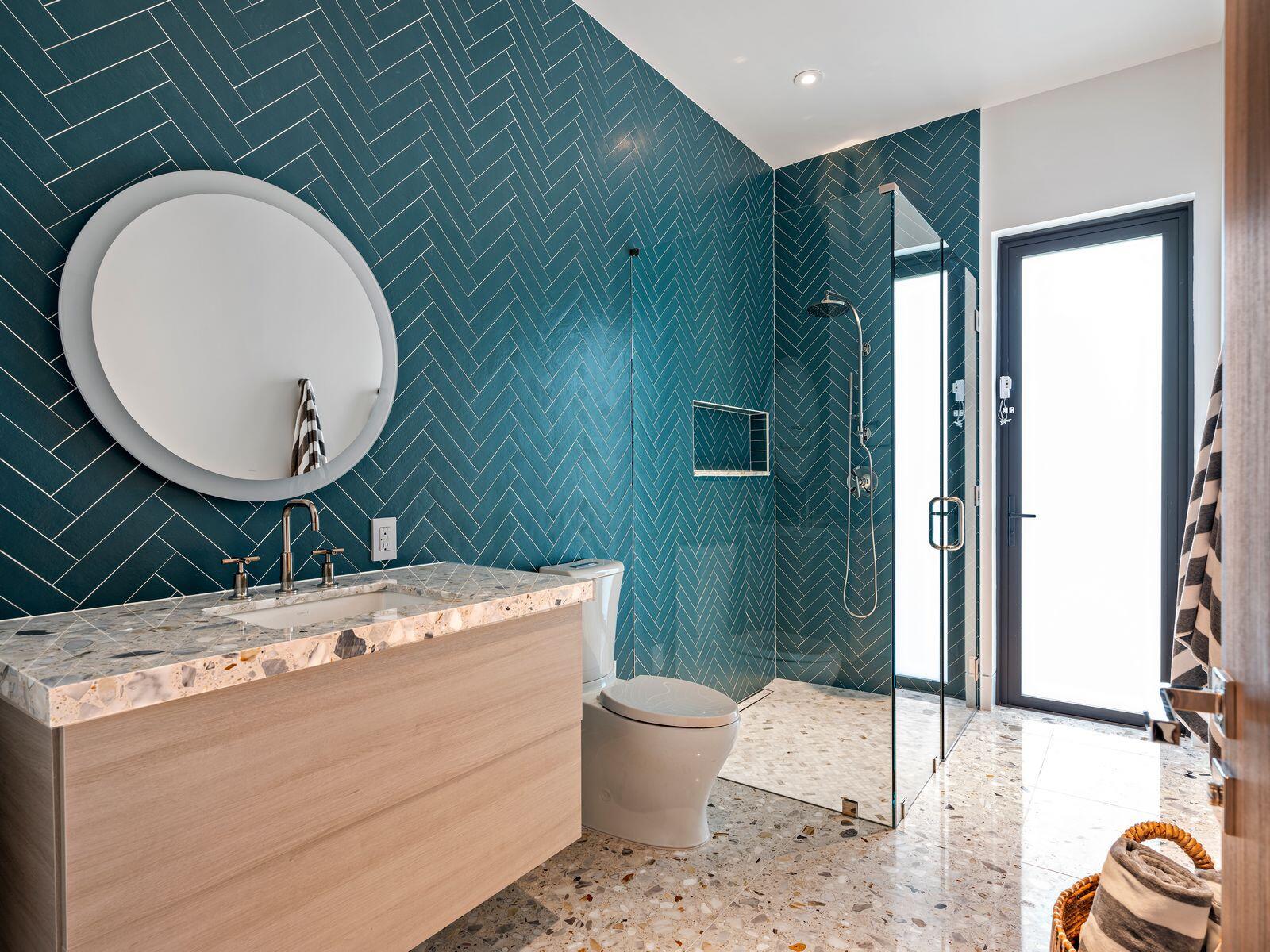 ELLAMAR - Residential Lease