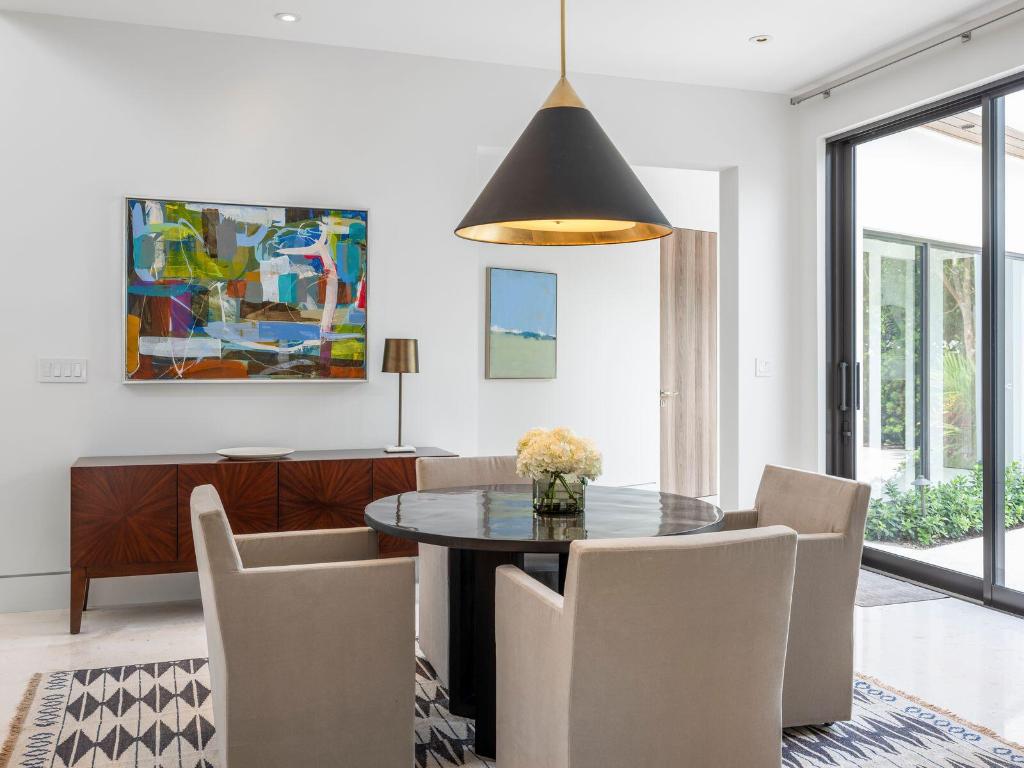 ELLAMAR - Residential Lease