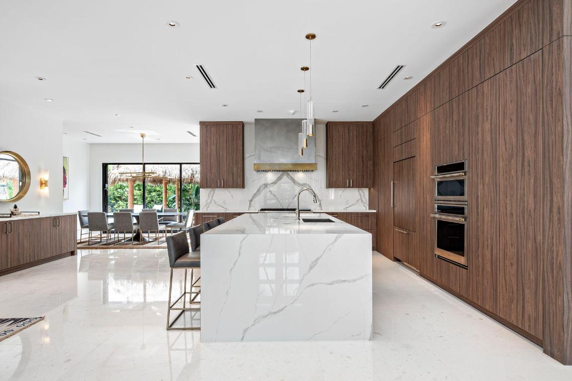 ELLAMAR - Residential Lease