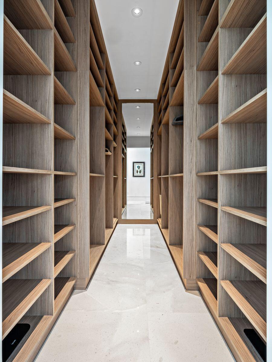 ELLAMAR - Residential Lease