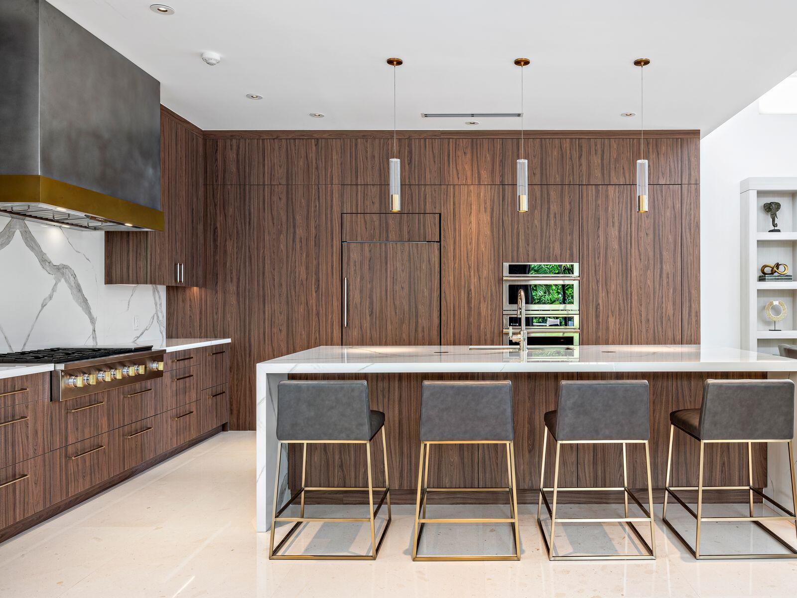 ELLAMAR - Residential Lease