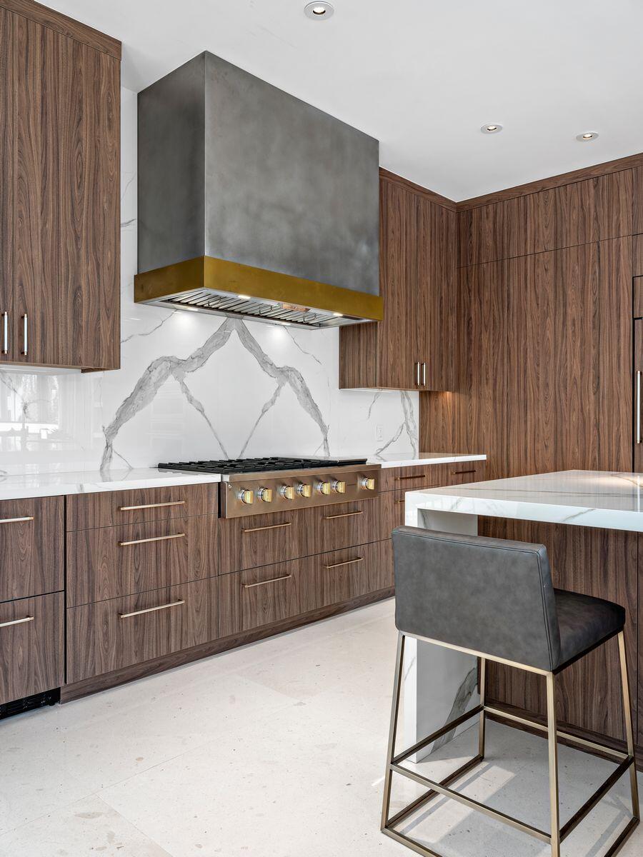 ELLAMAR - Residential Lease